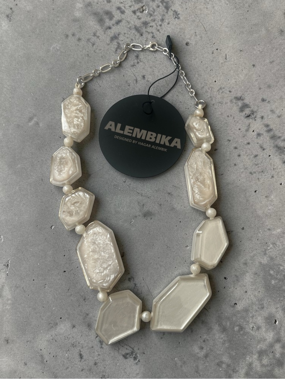 Alembika Glory Frost Statement Necklace Ivory Pearl Resin Faceted Beads NWT
